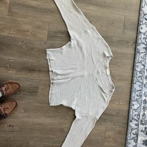 Light gray thermal knit long sleeved top